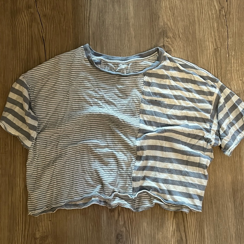 american eagle tee